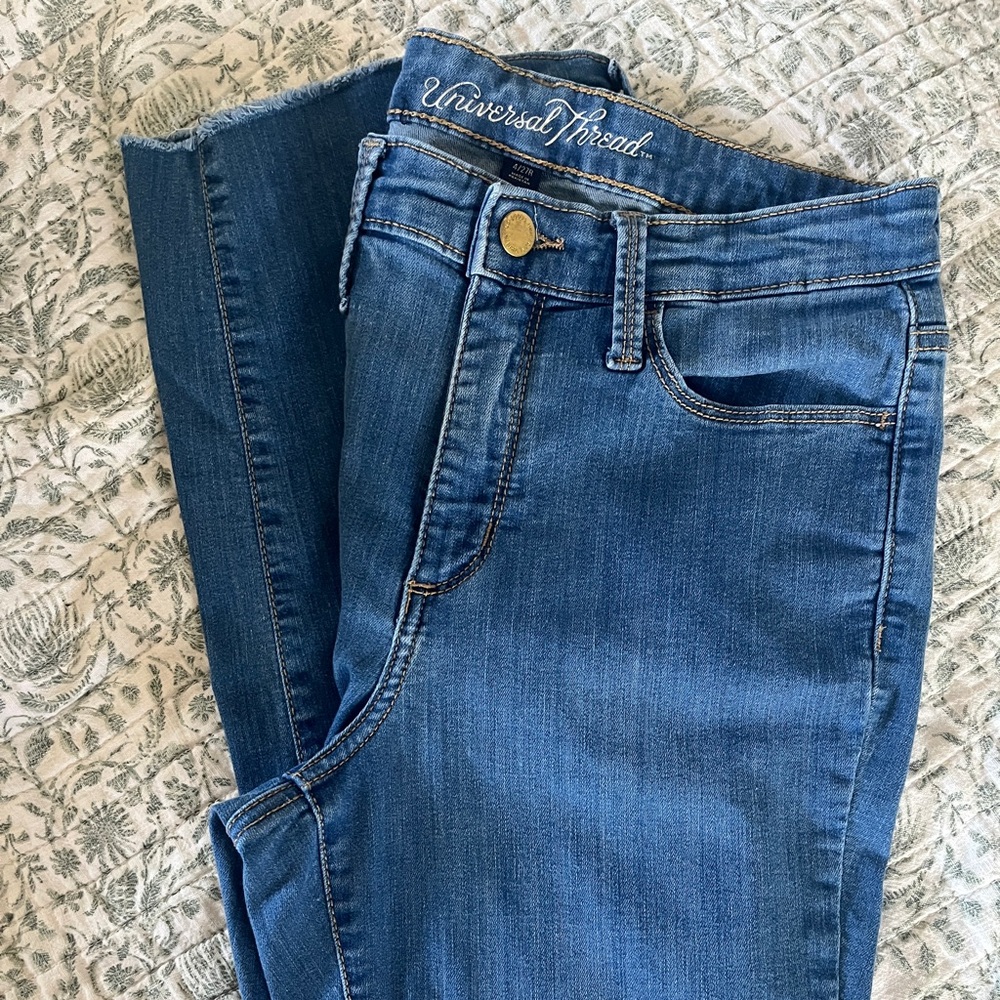 Universal Thread Dark Blue Skinny Jeans